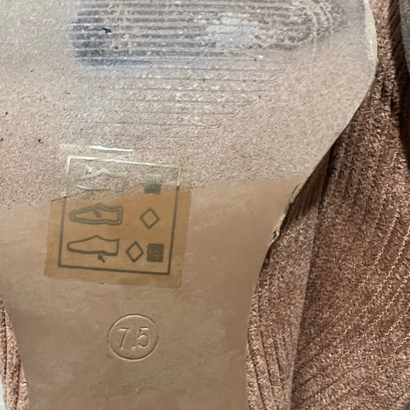 CCOCI Brown corduroy mules with triangular heel, size 7.5 - Picture 8 of 8